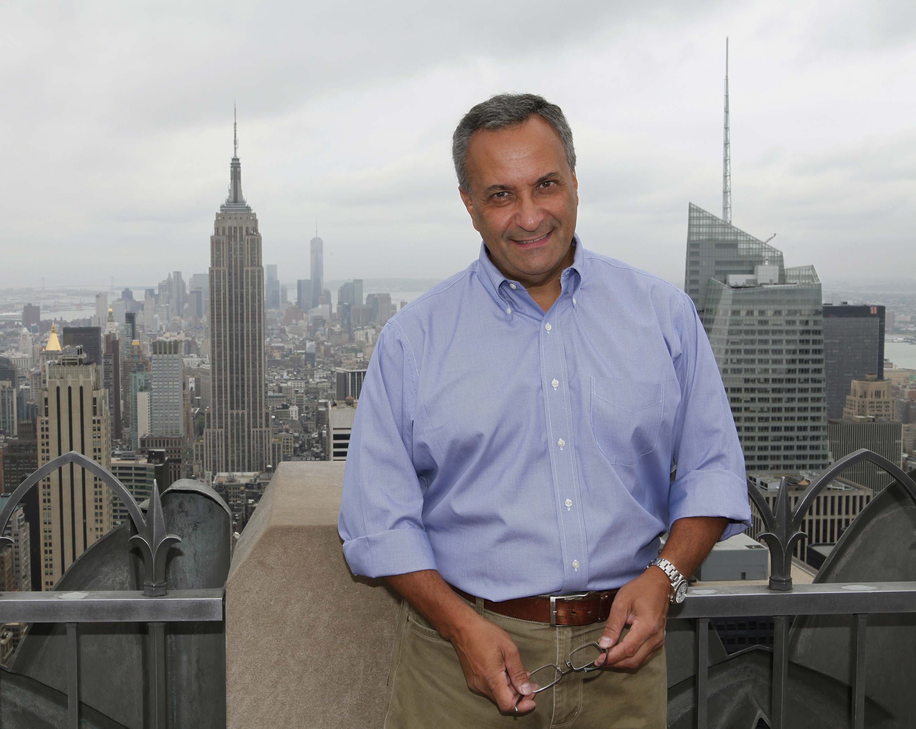 Meet our contest’s jury member:  Gary Hershorn